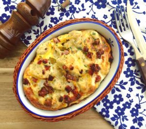 Gebackene Eiernockerl mit Speck