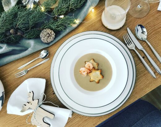 Maronisuppe mit Sterncroutons und Garnelen