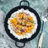 Puten-Reispfanne mit Kürbis