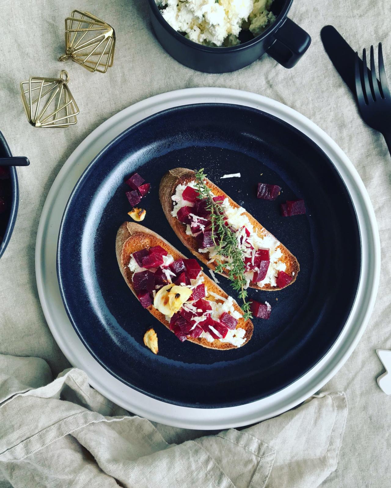Rote Rüben Bruschetta
