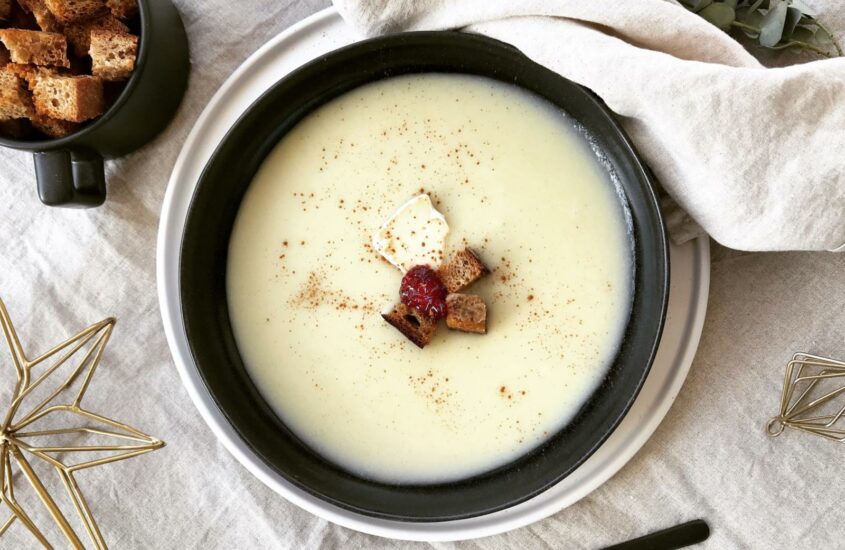 Sellerie Rahmsuppe mit Zimt Croutons