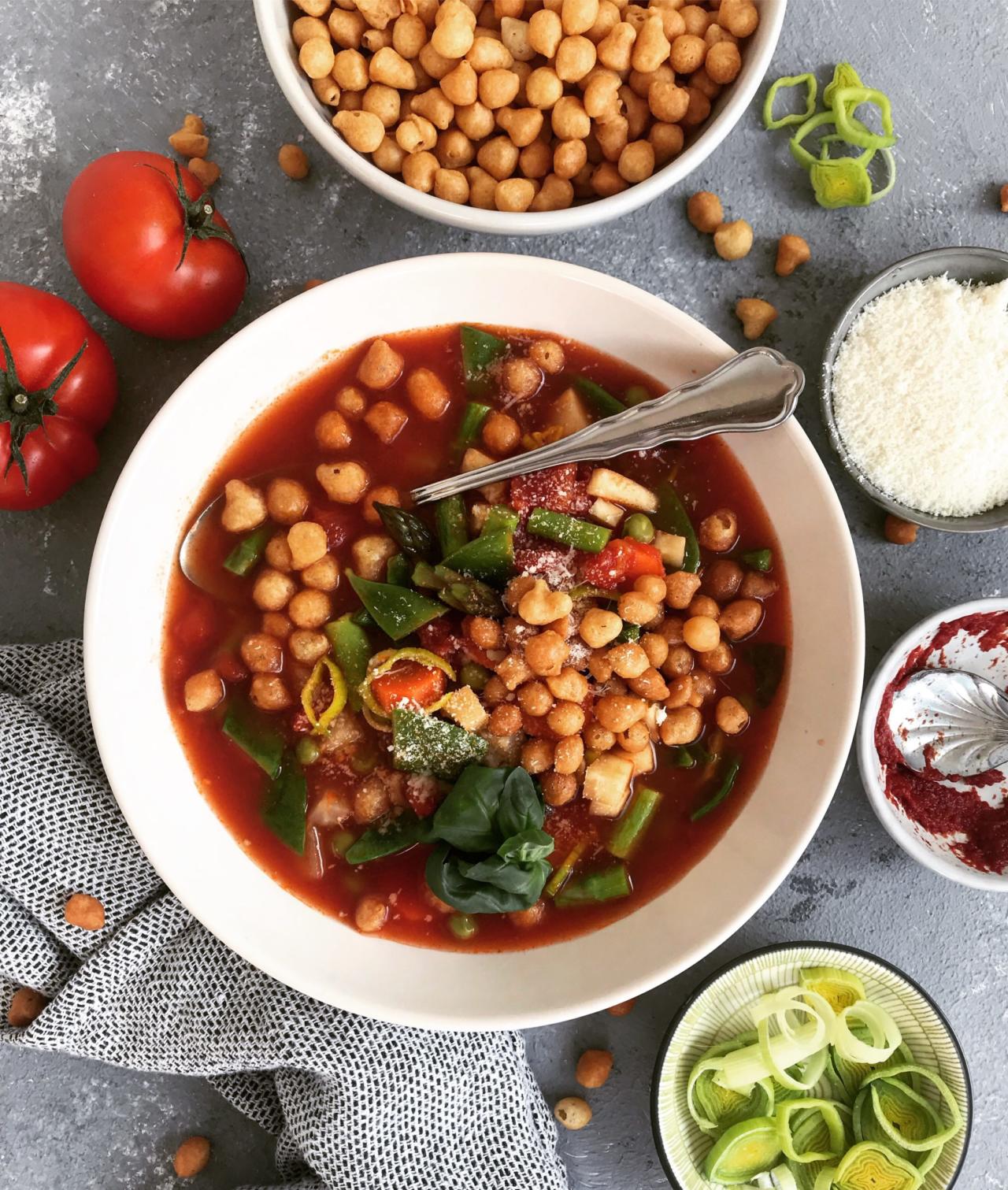 Frühlings Minestrone