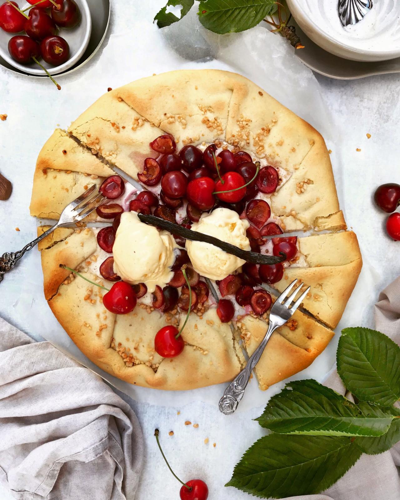 Dinkel Galette mit Kirschen