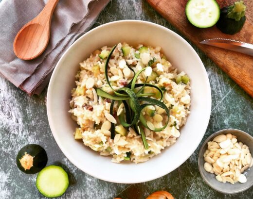 Zucchini-Reis-Pfanne mit Mandeln