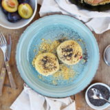 Zwetschkenknödel aus Topfenteig