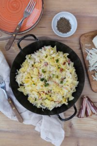 Kohlrabi-Fleckerl mit Speck