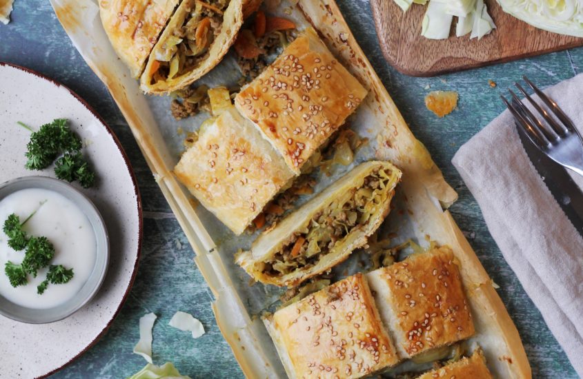 Krautstrudel mit Faschiertem