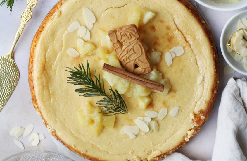Spekulatius Cheesecake mit Bratapfel Kompott