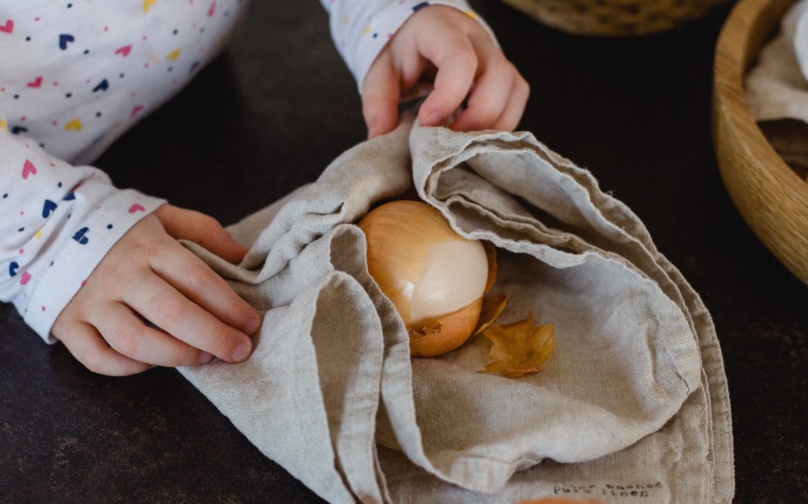 Zwiebelschalen Eier