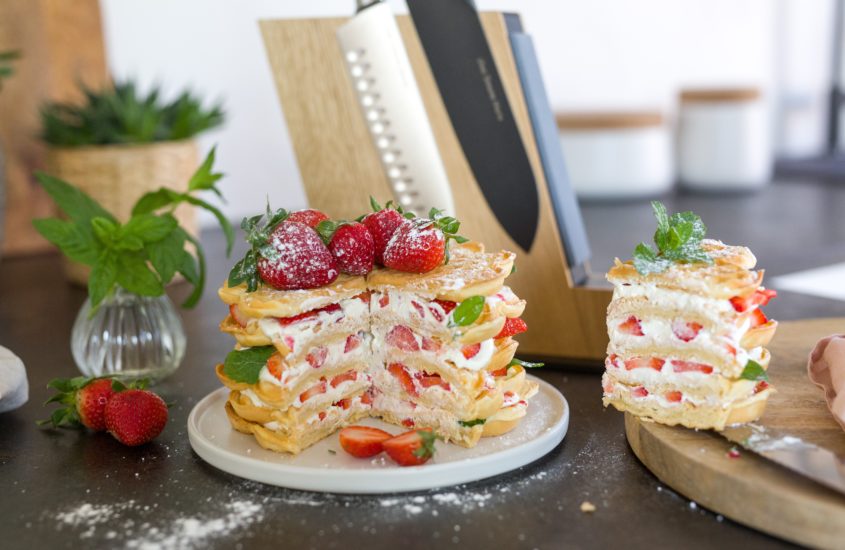 Erdbeer-Joghurt-Waffeltorte