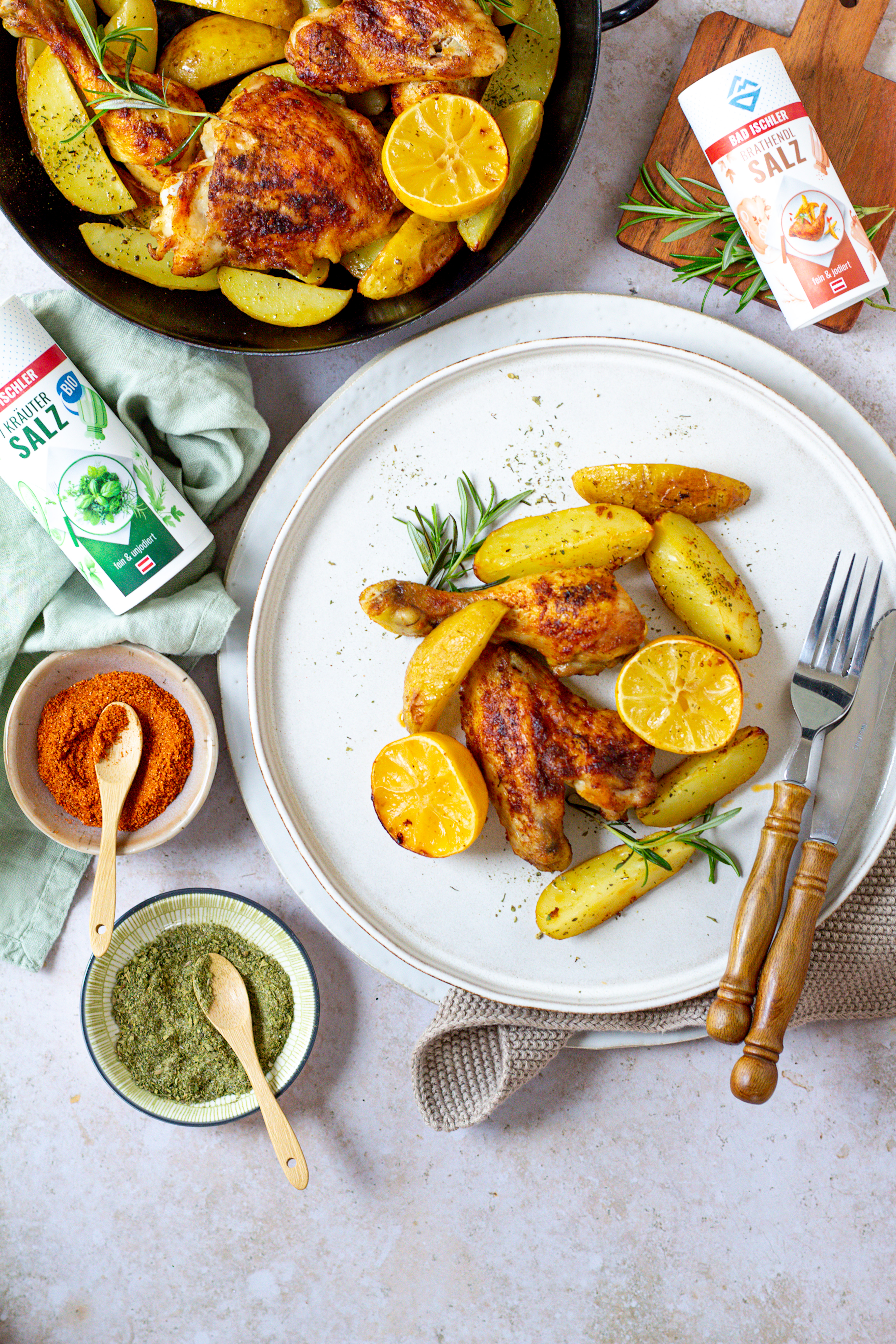 Zitronenhuhn mit Kräuterkartoffeln