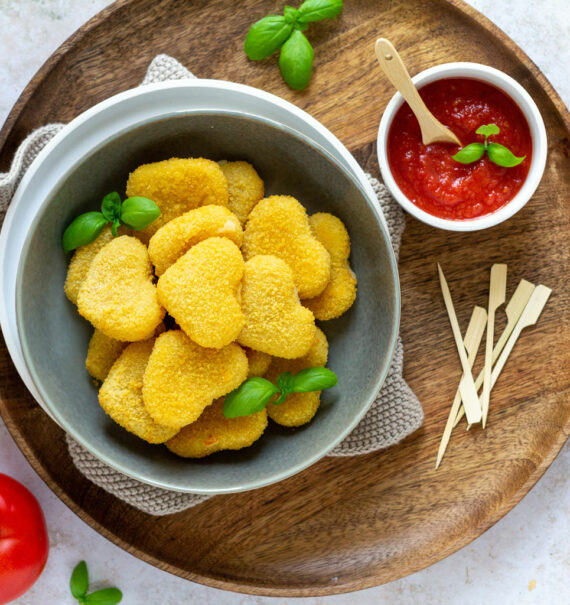 Mozzarella Herzen mit Tomaten Dip