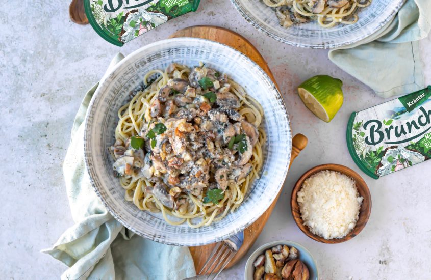 Maroni Spaghetti mit braunen Champignons und Brunch Kräuter