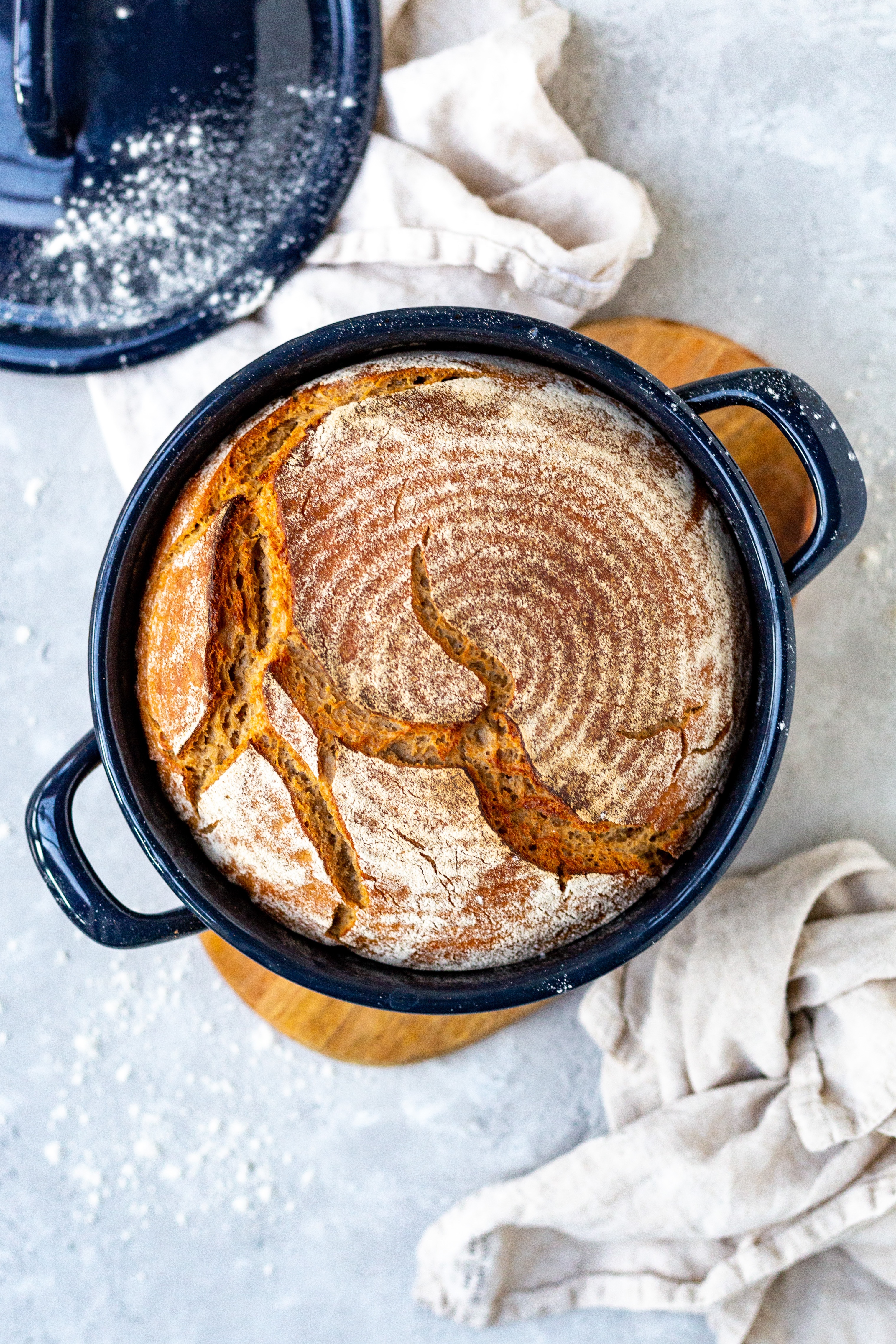 Mischbrot mit Sauerteig