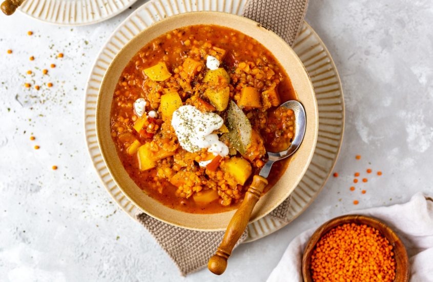 Kartoffel Kürbis Linsengulasch