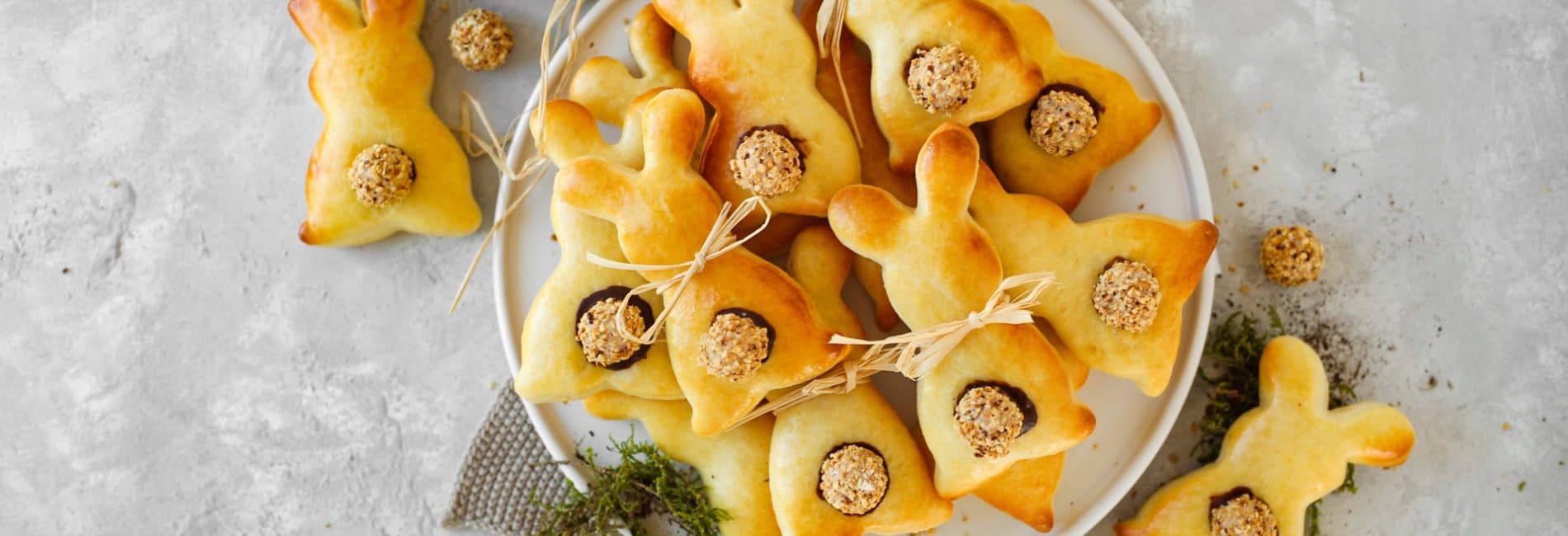 Topfenteig-Osterhasen