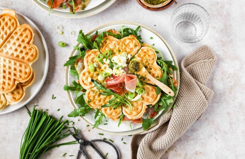 Waffeltoasts mit Prosciutto und Rucola