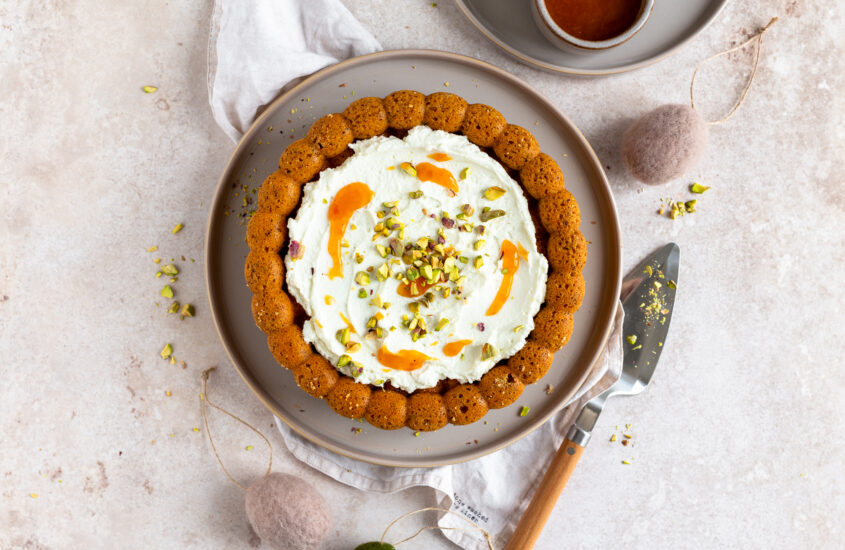 Karotten-Pistazien-Kuchen