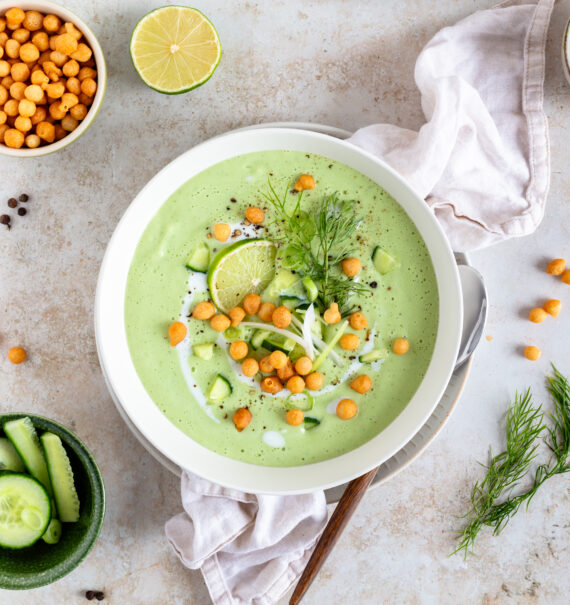 Avocado-Buttermilch-Suppe
