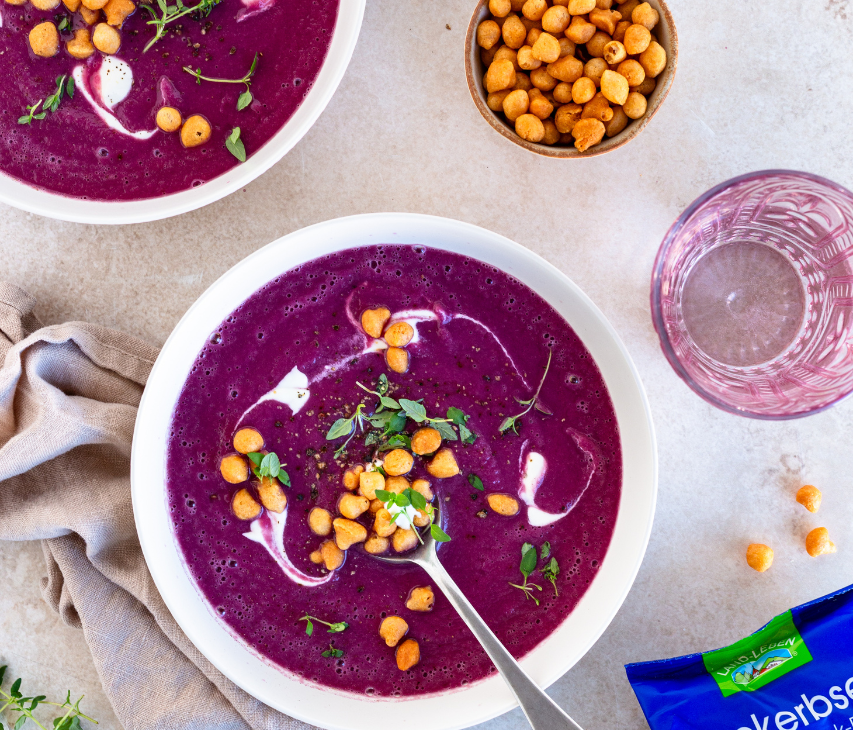 BLAUKRAUT-CREMESUPPE mit Oberskren