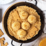 Spekulatius Topfenknödel mit Apfelmus