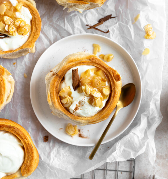 Bratapfel Croissant Buns