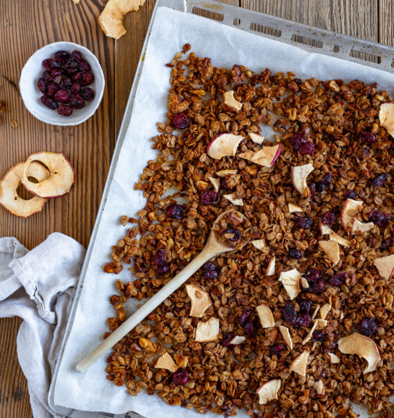 Bratapfel Granola