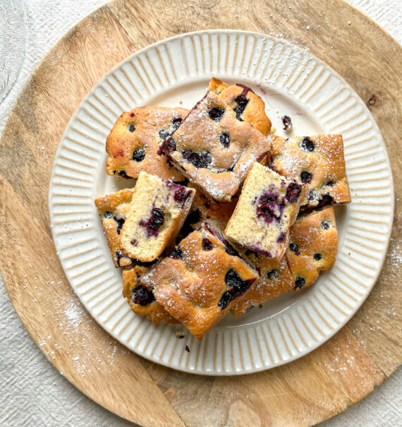 Heidelbeer Blechkuchen