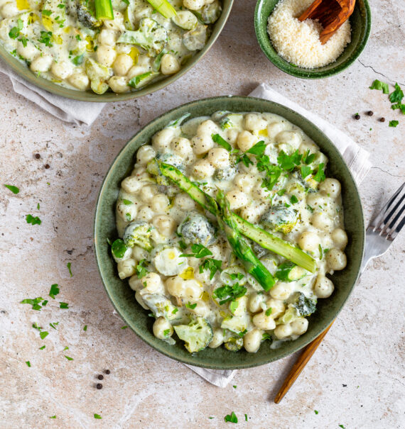 One Pot Spargel Gnocchi