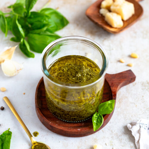 Basilikum Pesto