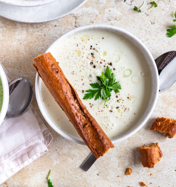 Kohlrabi-Sauerrahm-Kaltschale