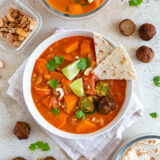 Kürbis-Bohnen-Eintopf mit Fladenbrot