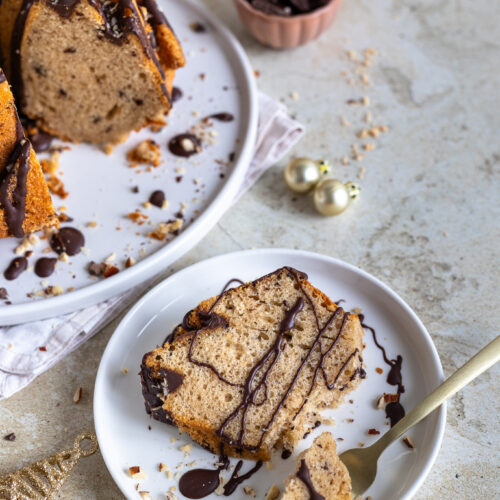 Haselnuss-Zimt-Gugelhupf