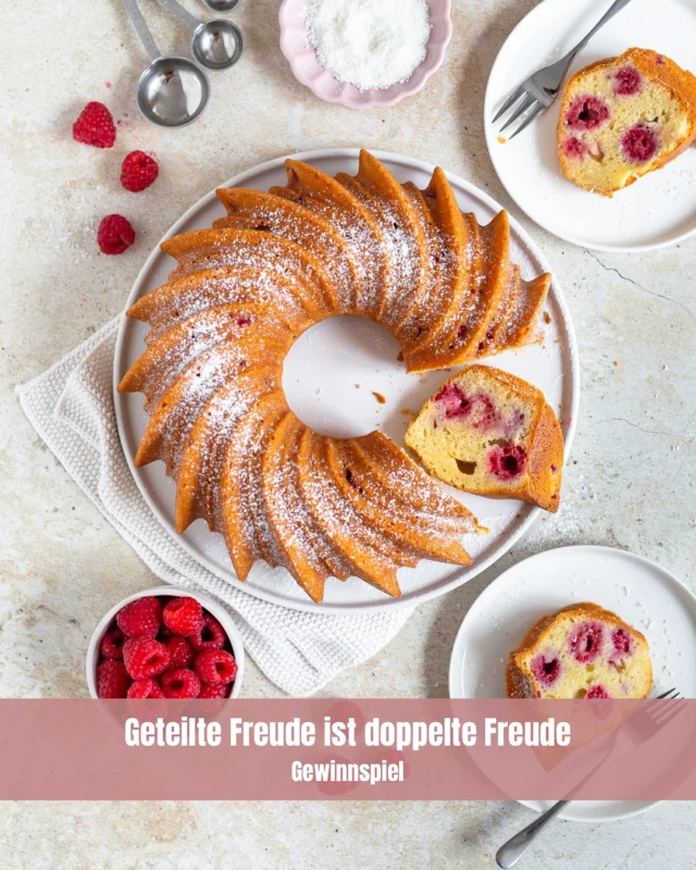 🎉 GEWINNSPIEL – Backfreude für dich oder zum Verschenken! 🎁

Du liebst fruchtige Kuchen und hübsches Backzubehör? Dann ist dieses Gewinnspiel genau das Richtige für dich! Gemeinsam mit @droetkeroesterreich darf ich eine Creative Sun Backform und das liebevoll zusammengestellte Backset „Mit Liebe verpackt – Trendiges Kleingebäck“ an euch verlosen! 🧁💛

Die Creative Sun Backform zaubert mit ihrem einzigartigen Sonnen-Design nicht nur wunderschöne Kuchen, sondern überzeugt auch mit hochwertiger Antihaftbeschichtung – für perfekte Ergebnisse ganz ohne Aufwand.

Und das Rezept-Set sorgt mit fruchtigen Ideen und hübscher Verpackung für echte Backmomente zum Verschenken oder Selbstbehalten. ☀️🍓

So machst du mit:
1️⃣ Folge gerne @cookiteasy_at & @droetkeroesterreich 
2️⃣ Kommentiere, wen du mit einem selbstgebackenen Kuchen überraschen würdest
3️⃣ Teile den Beitrag gerne in deiner Story

Viel Glück & ganz viel Backfreude! 💛✨

🕒 Das Gewinnspiel läuft bis 20.06.2025

Der oder die Gewinner:in wird per DM verständigt. Teilnahme ab 18 Jahren, Wohnsitz in Österreich oder Deutschland. Keine Barablöse. Der Rechtsweg ist ausgeschlossen. Das Gewinnspiel steht in keiner Verbindung mit Meta. / Werbung